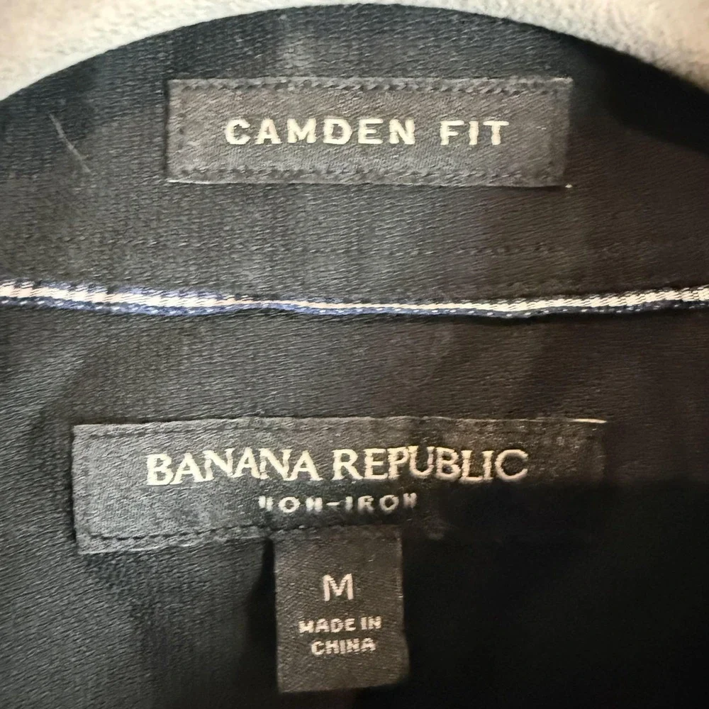Banana Republic Dress Shirt Mens Medium 15.5 32/33 Black Solid Slim Fit Non Iron